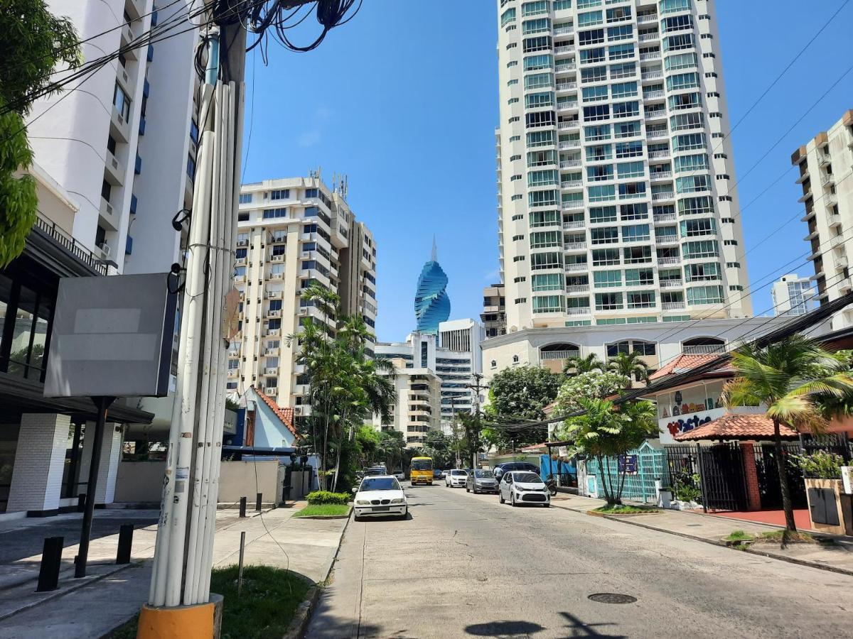 Hostal Yoha Panama Stadt Exterior foto