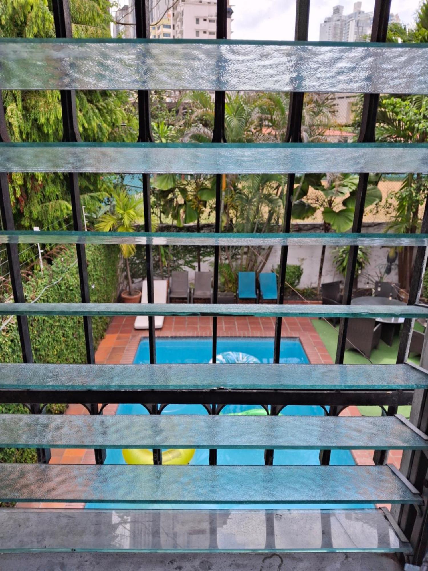 Hostal Yoha Panama Stadt Exterior foto
